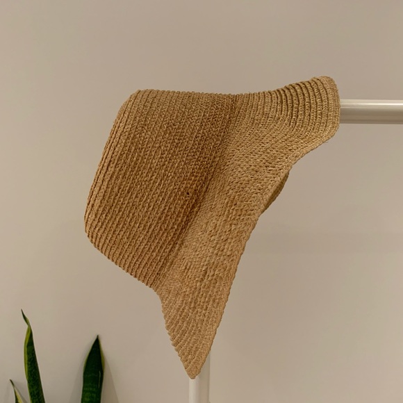 Helen Kaminski Accessories - Helen Kaminski Packable 100% Raffia Hat